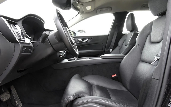 Volvo V60 cena 139900 przebieg: 28337, rok produkcji 2021 z Gościno małe 326